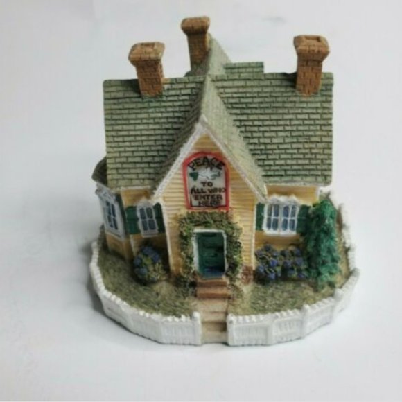 1998 Int'l Res Serv Inc Reverend Muir's Cottage - Picture 1 of 5